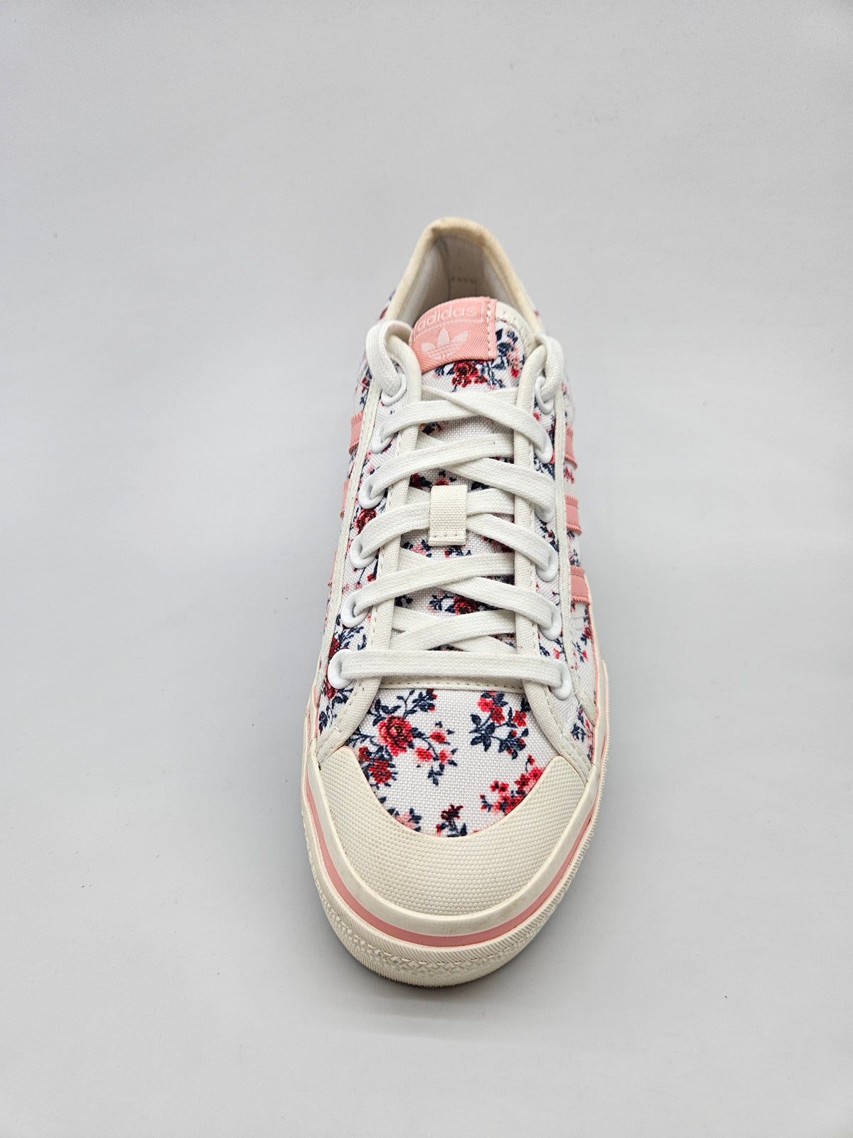 ADIDAS NOVI ORIGINAL PATIKI BR 38