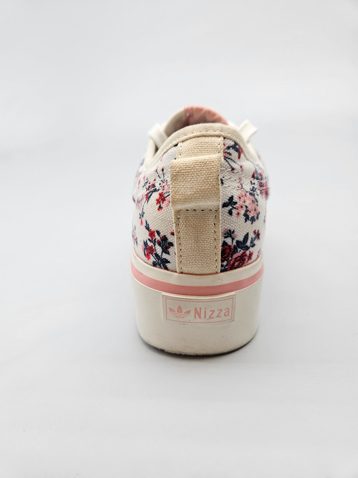 ADIDAS NOVI ORIGINAL PATIKI BR 38