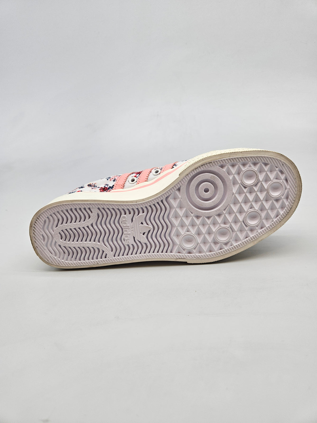 ADIDAS NOVI ORIGINAL PATIKI BR 38