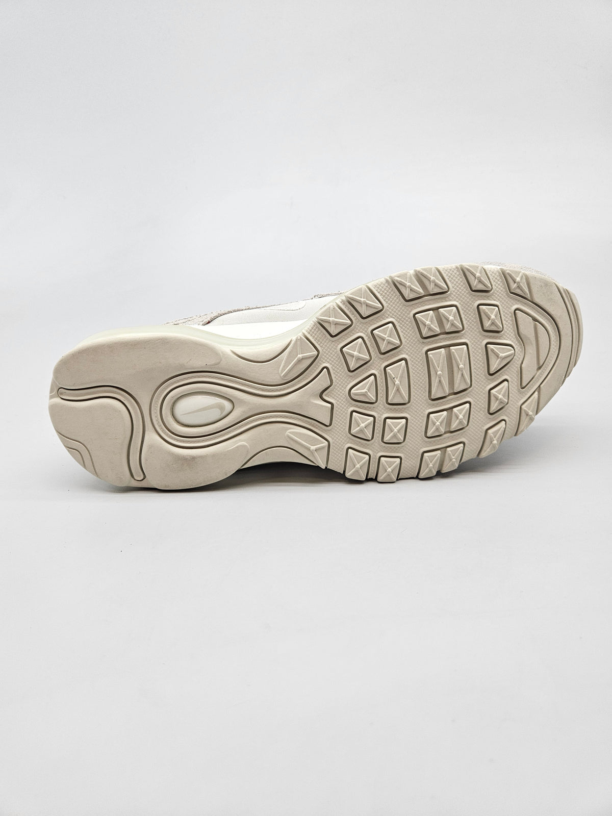 NIKE AIRMAX NOVI ORIGINAL PATIKI BR 39