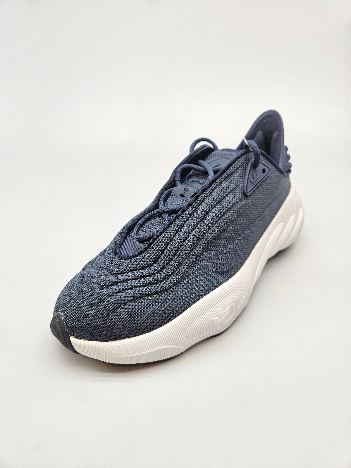 ADIDAS NOVI ORIGINAL PATIKI BR 42