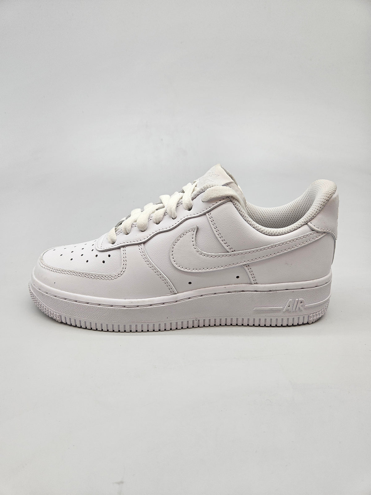 NIKE AF1 NOVI ORIGINAL PATIKI BR 36.5