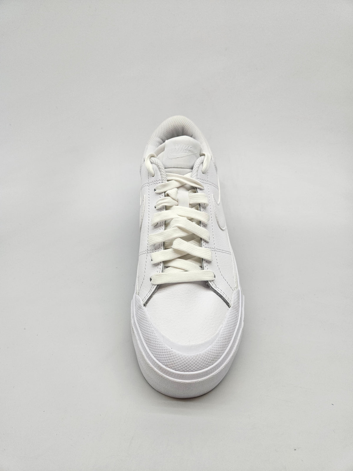 NIKE NOVI ORIGINAL PATIKI BR 38