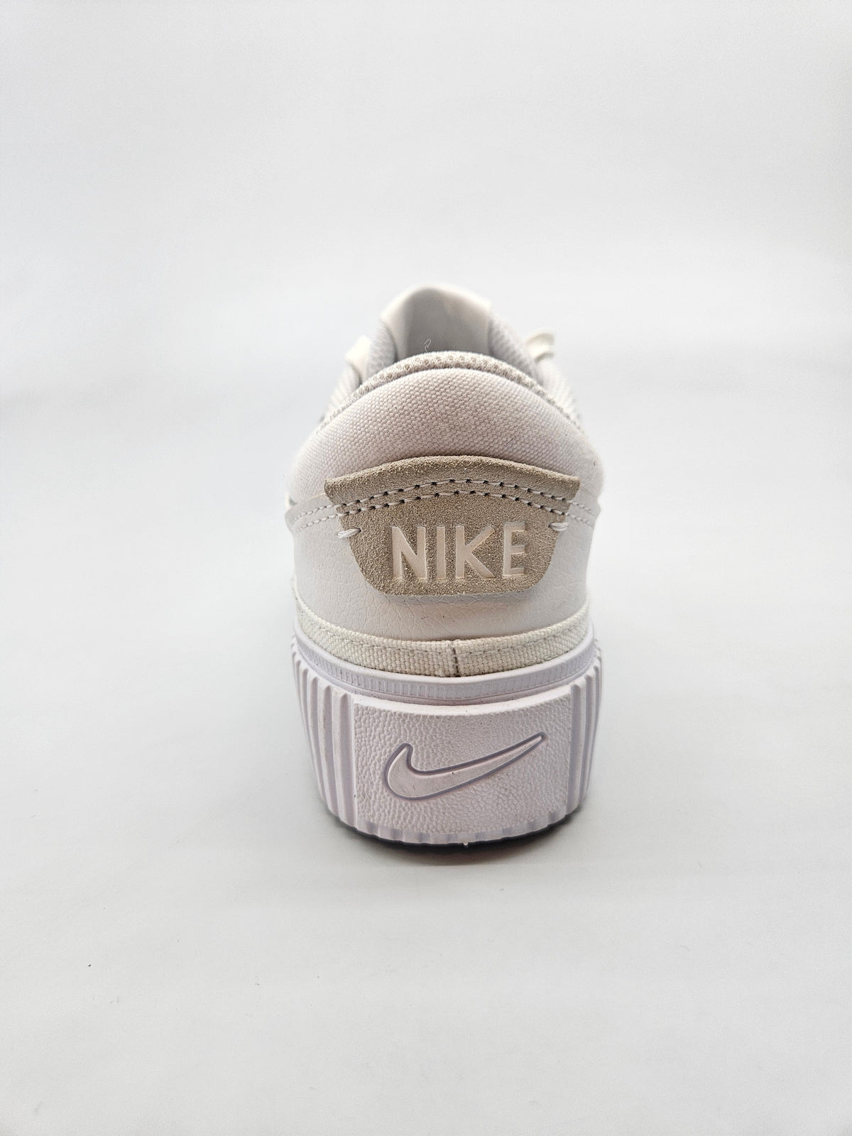 NIKE NOVI ORIGINAL PATIKI BR 38