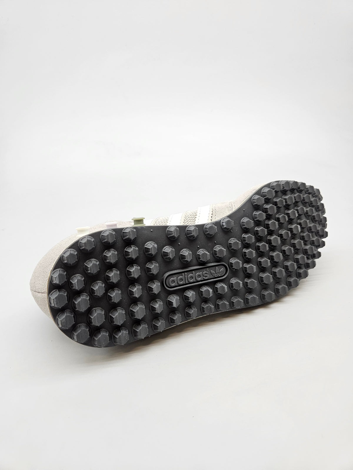 ADIDAS NOVI ORIGINAL PATIKI BR 39