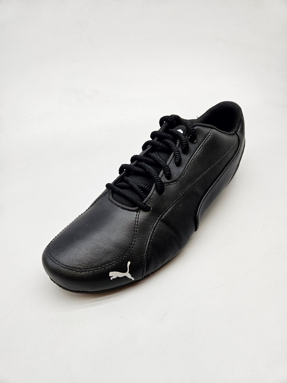 PUMA NOVI ORIGINAL PATIKI BR 44