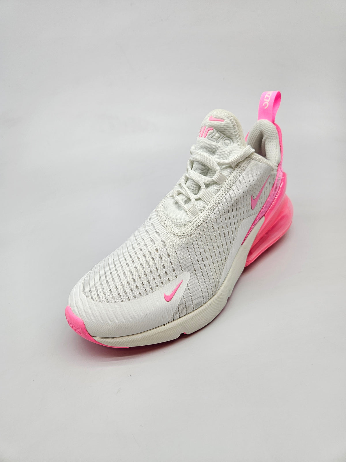 NIKE AIRMAX NOVI ORIGINAL PATIKI BR 38