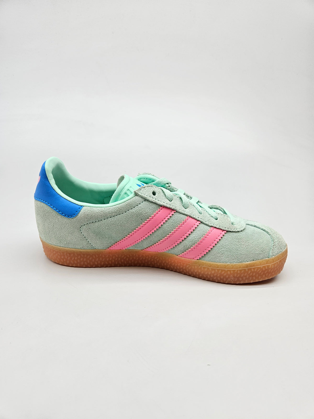 ADIDAS NOVI ORIGINAL PATIKI BR 35