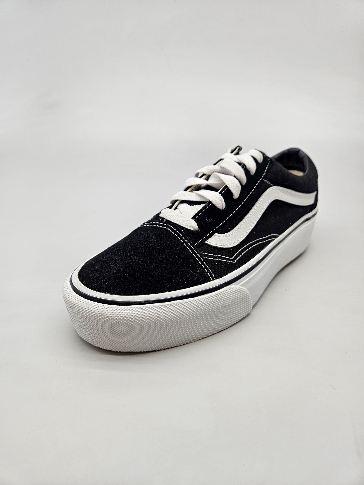 VANS NOVI ORIGINAL PATIKI BR 37