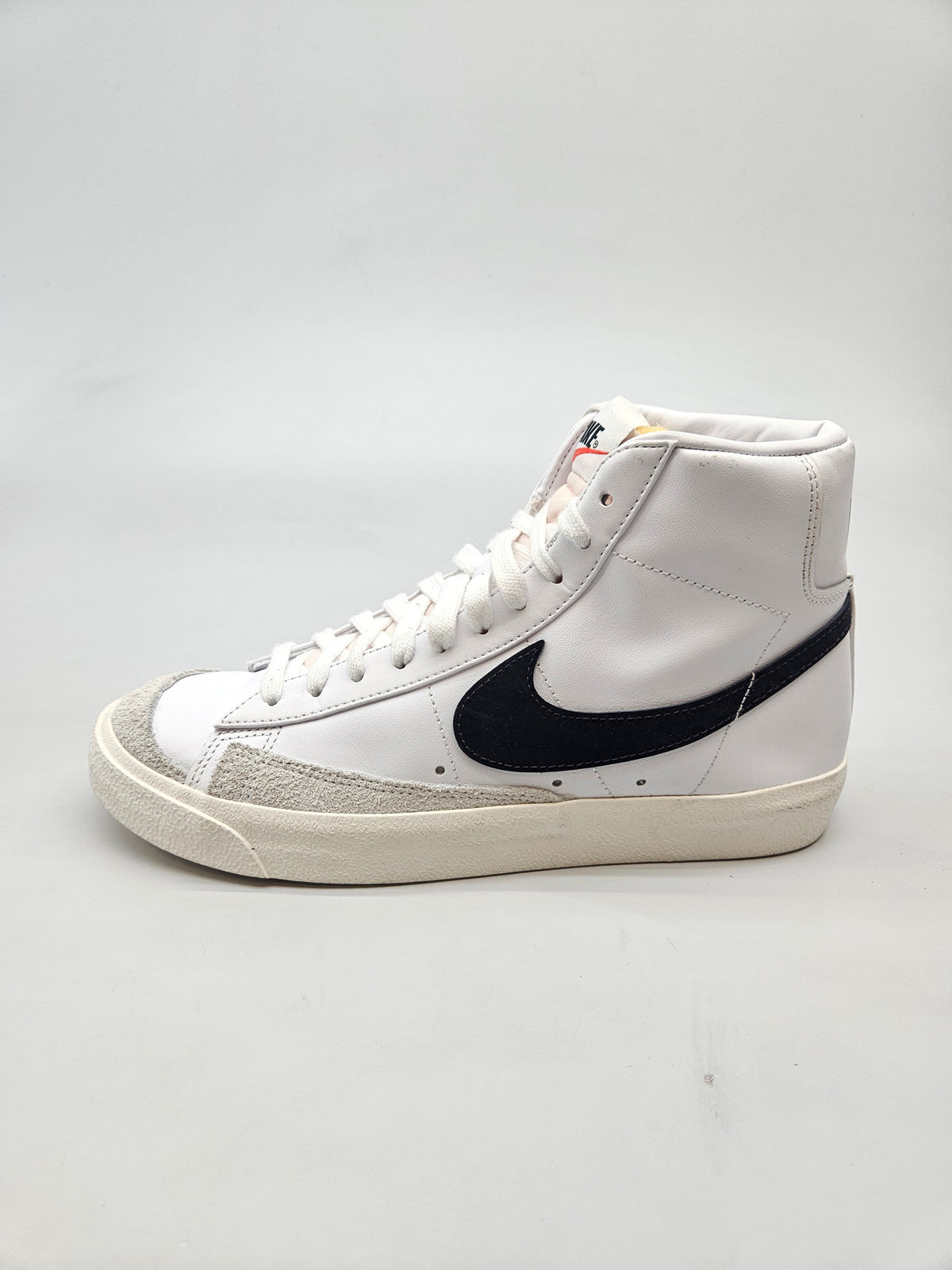 NIKE NOVI ORIGINAL PATIKI BR 39