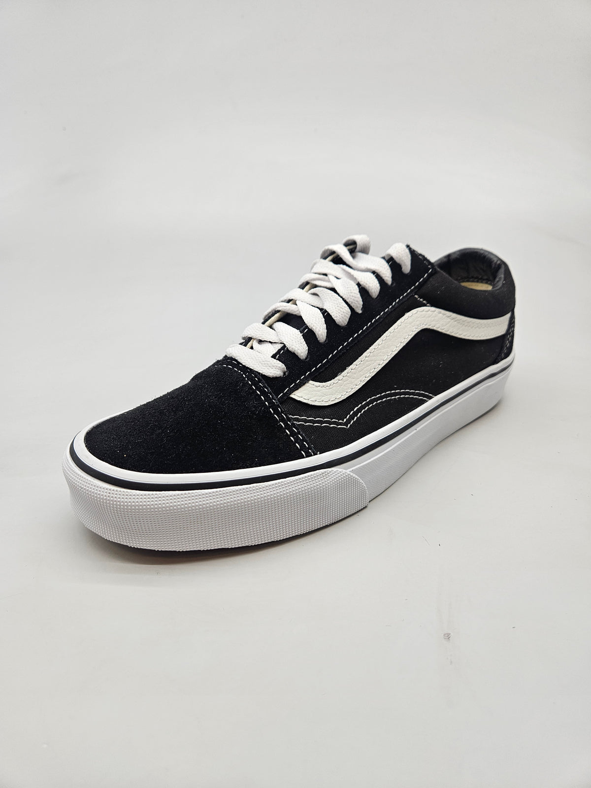VANS NOVI ORIGINAL PATIKI BR 36