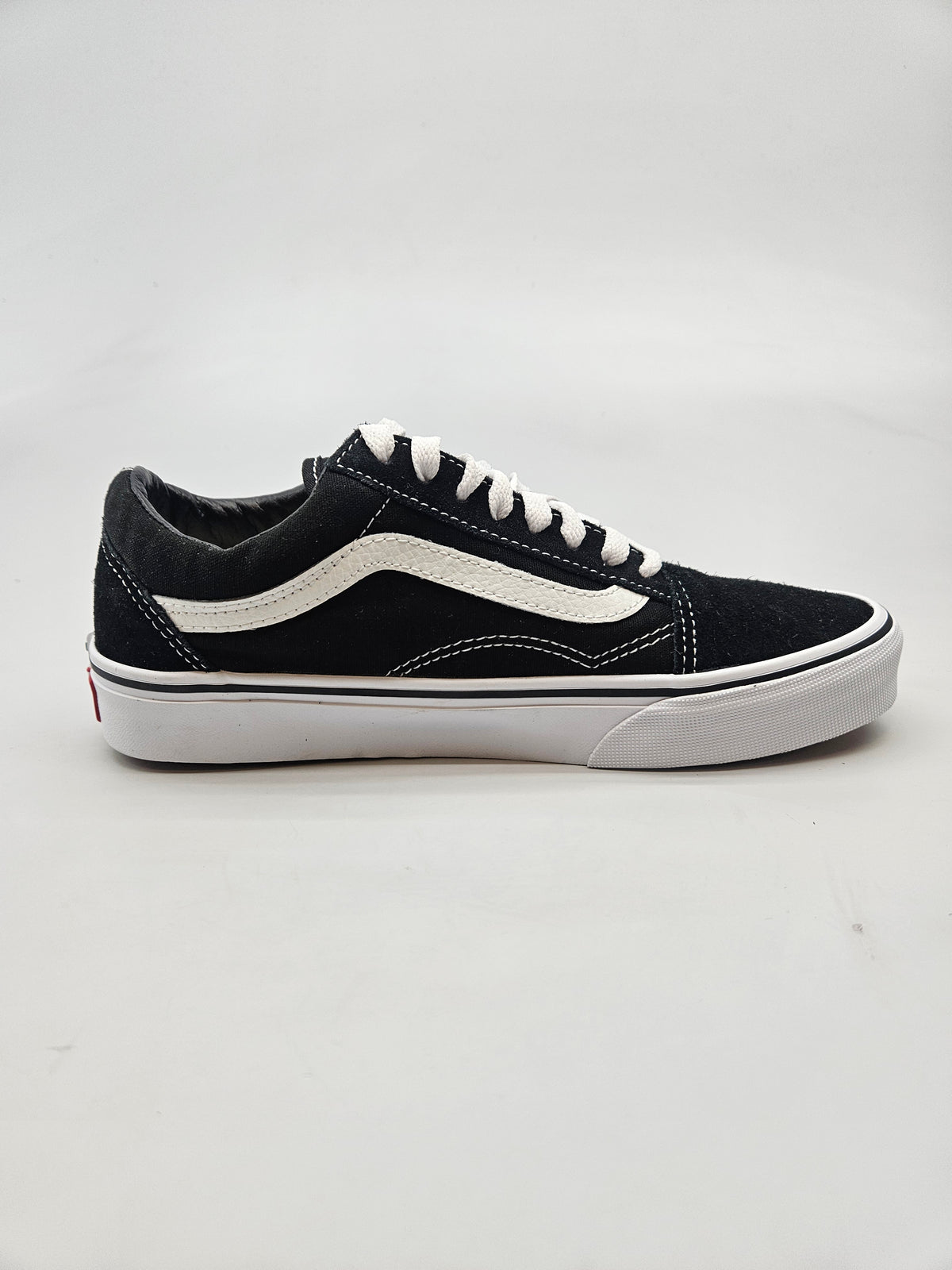 VANS NOVI ORIGINAL PATIKI BR 36