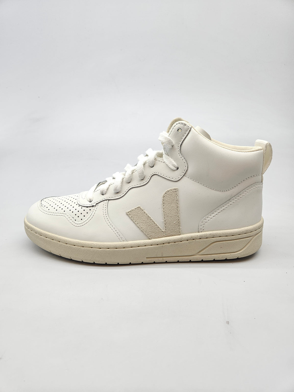 VEJA NOVI ORIGINAL PATIKI BR 40