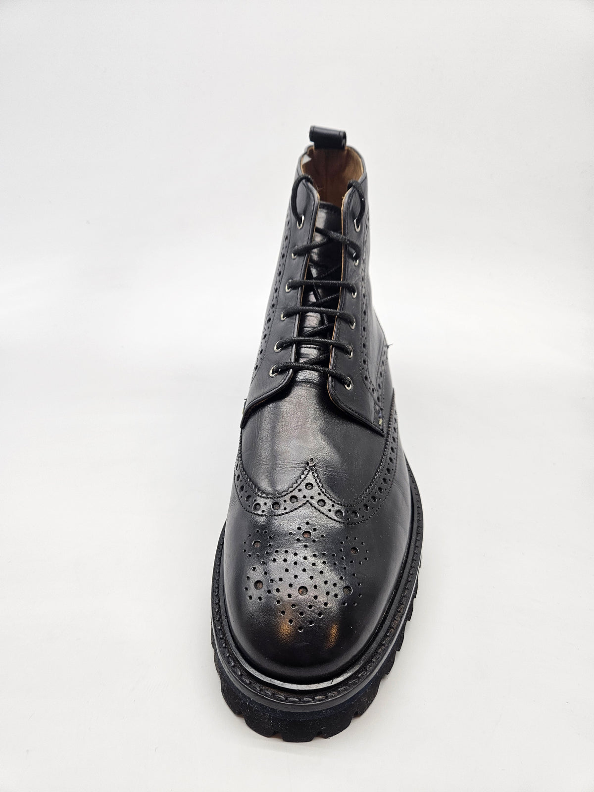 MATTHEW NOVI ORIGINAL CIZMI BR 43