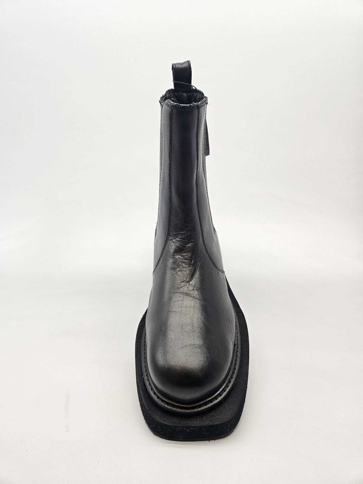 ZALANDO NOVI ORIGINAL CIZMI BR 40