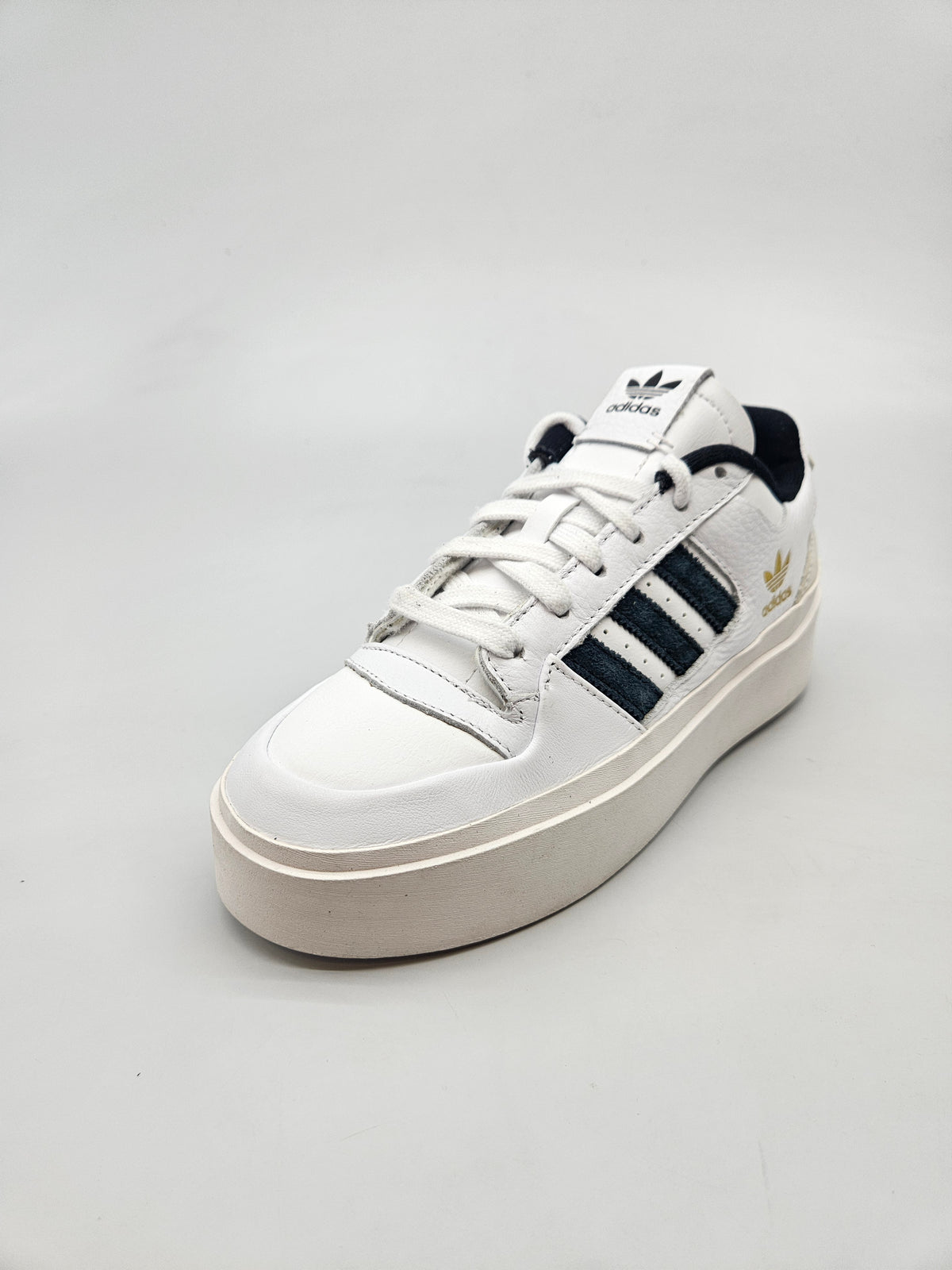 ADIDAS NOVI ORIGINAL PATIKI BR 38
