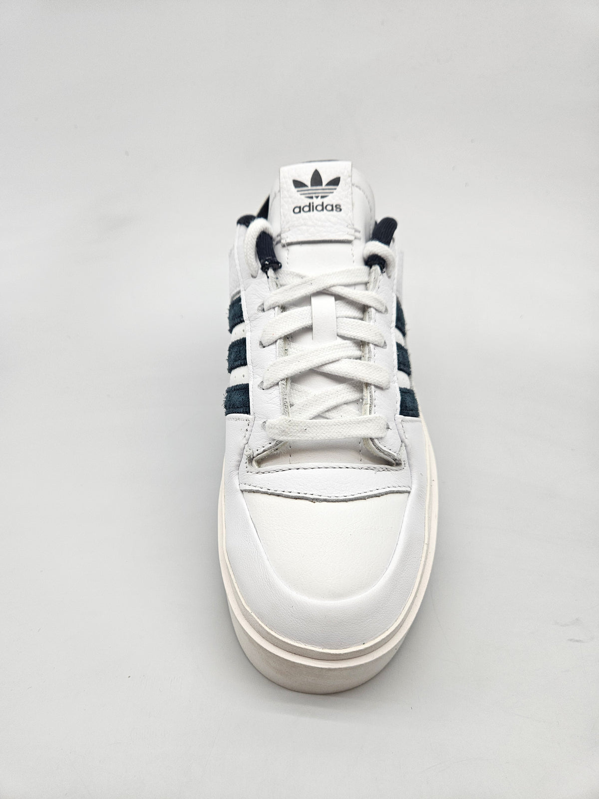 ADIDAS NOVI ORIGINAL PATIKI BR 38
