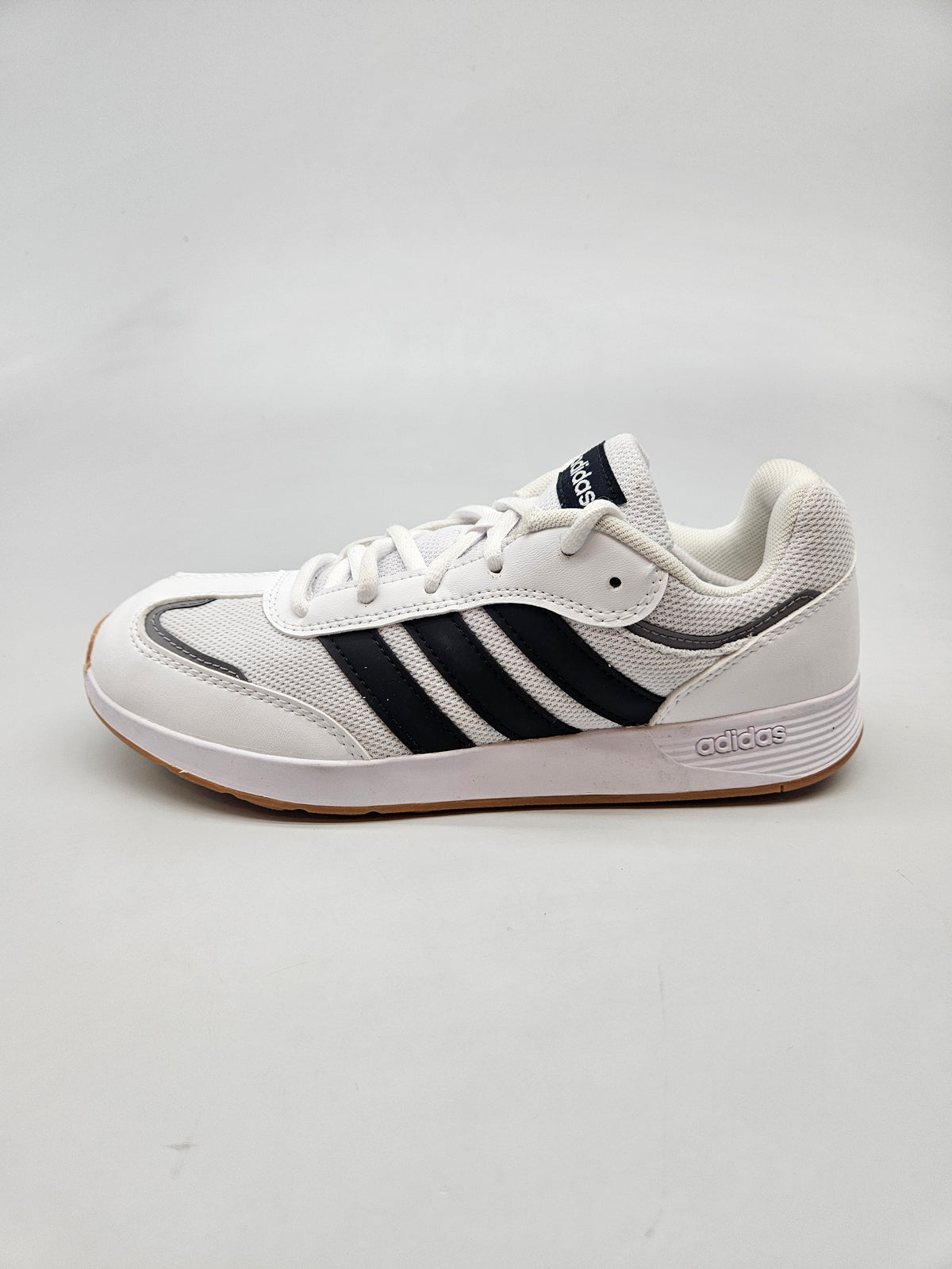 ADIDAS NOVI ORIGINAL PATIKI BR 36