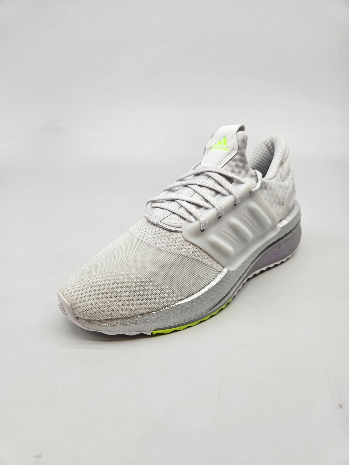 ADIDAS NOVI ORIGINAL PATIKI BR 39