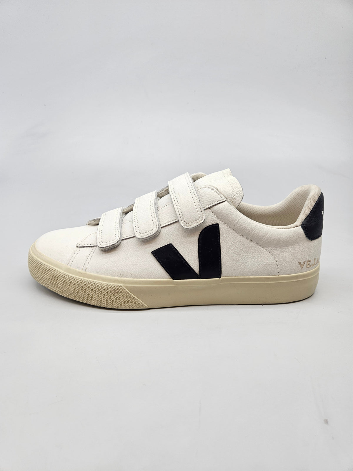 VEJA ORIGINAL PATIKI BR 41