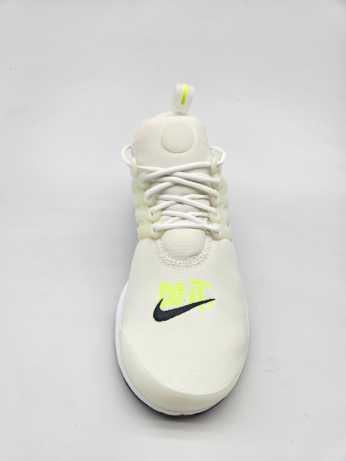 NIKE NOVI PATIKI BR 37.5