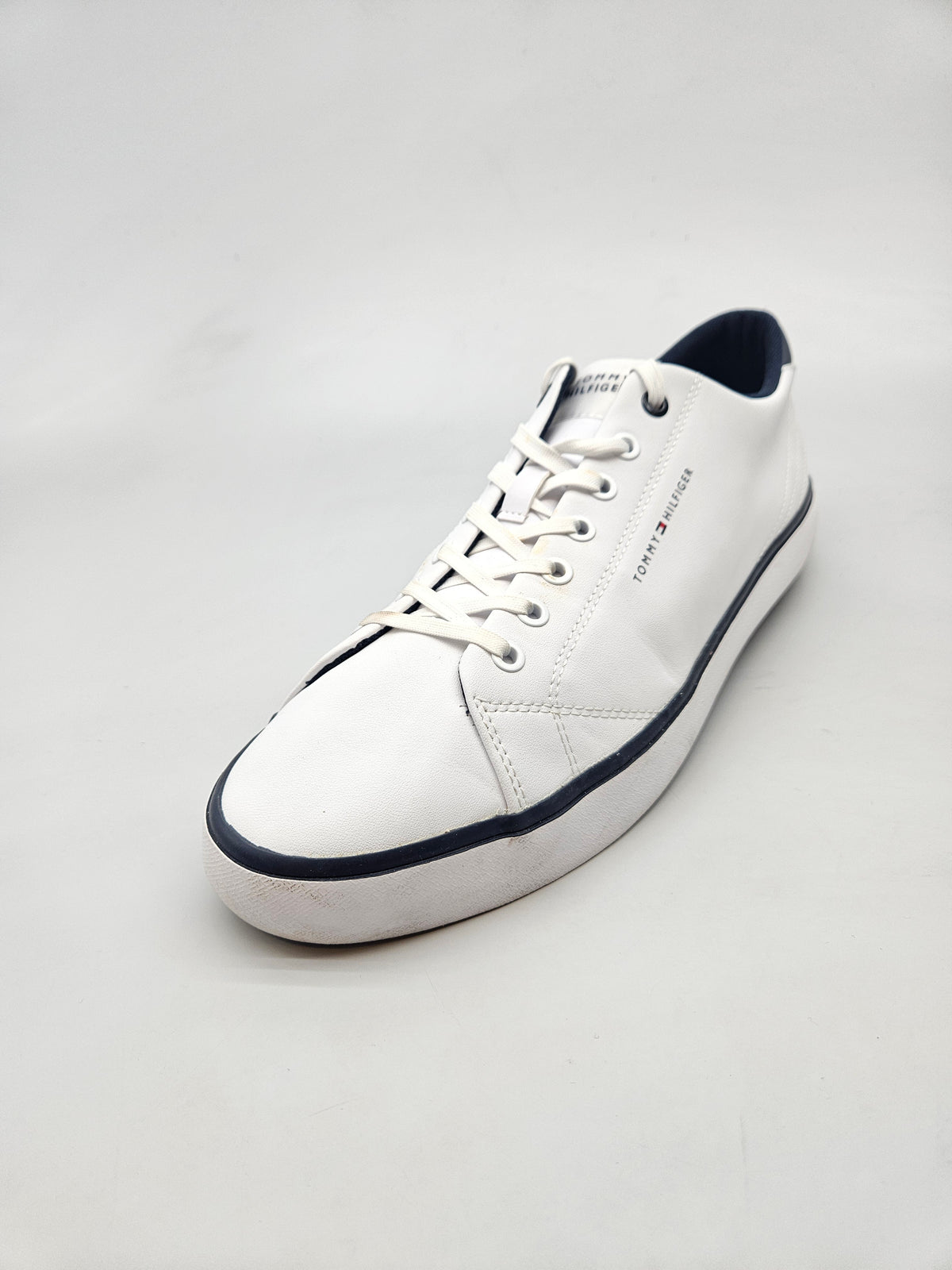 TOMMY HILFIGER NOVI ORIGINAL PATIKI BR 46