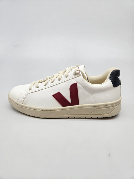 VEJA NOVI ORIGINAL PATIKI BR 39