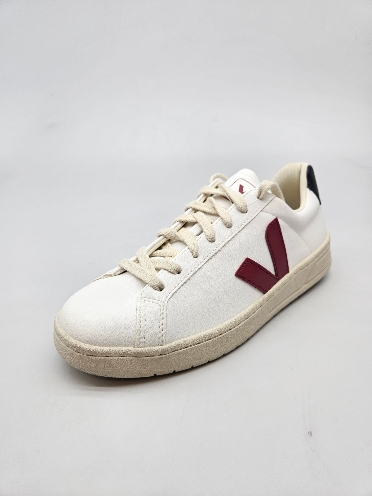 VEJA NOVI ORIGINAL PATIKI BR 39