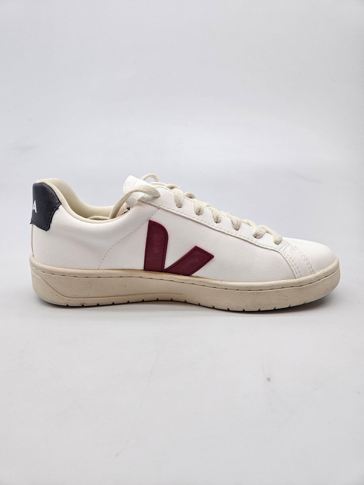 VEJA NOVI ORIGINAL PATIKI BR 39