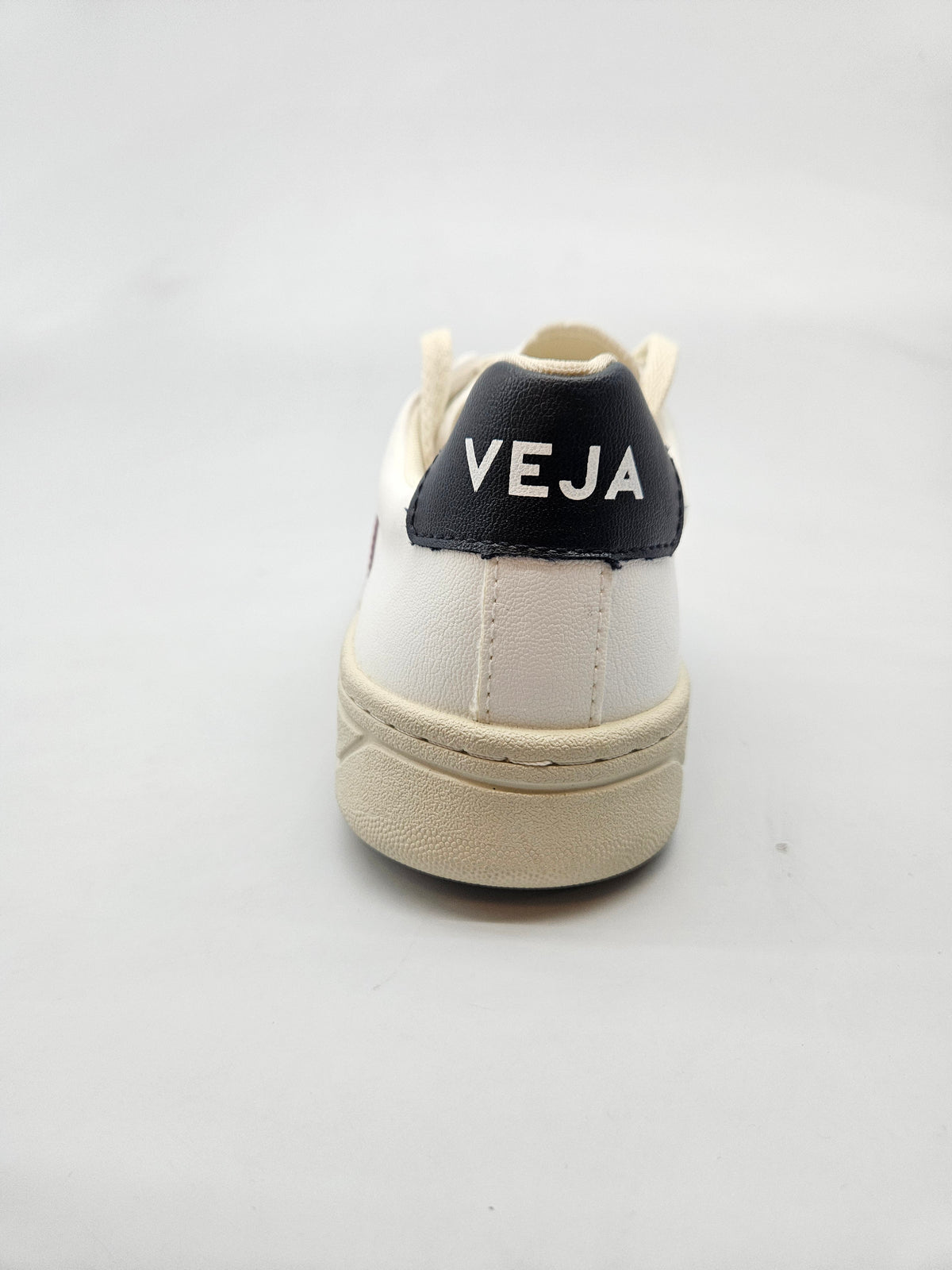 VEJA NOVI ORIGINAL PATIKI BR 39