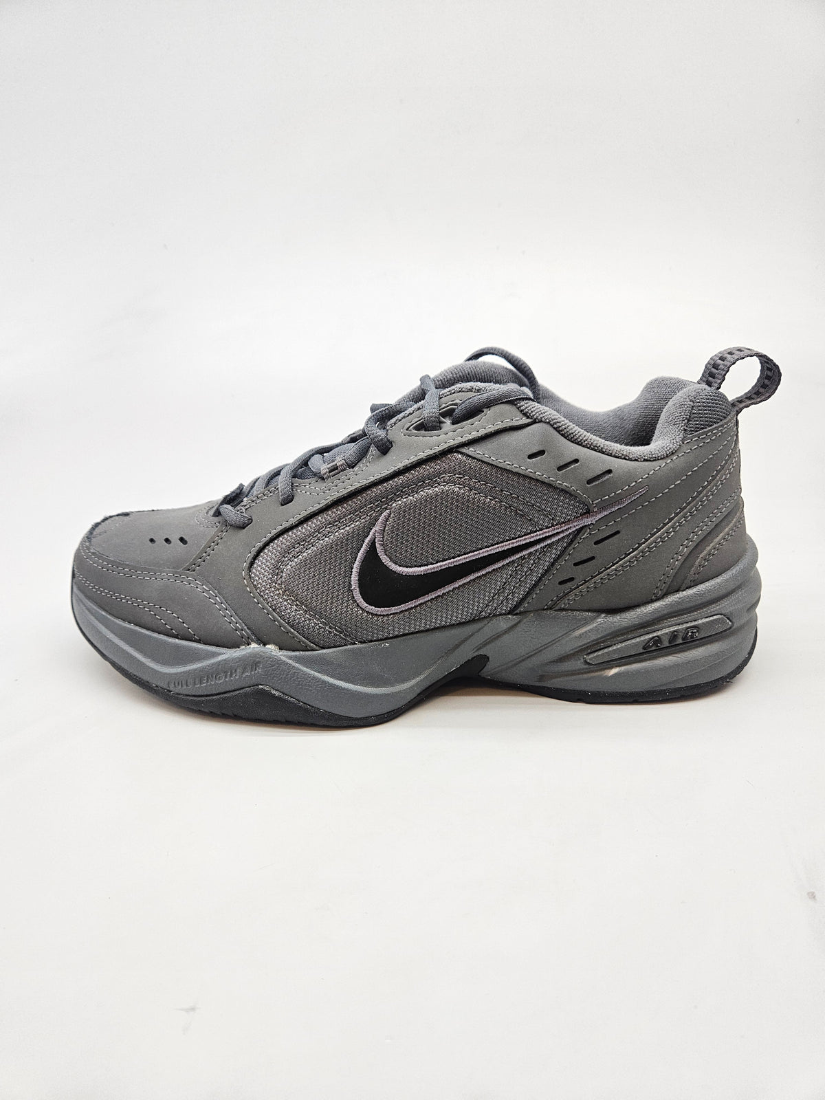 NIKE NOVI ORIGINAL PATIKI BR 42
