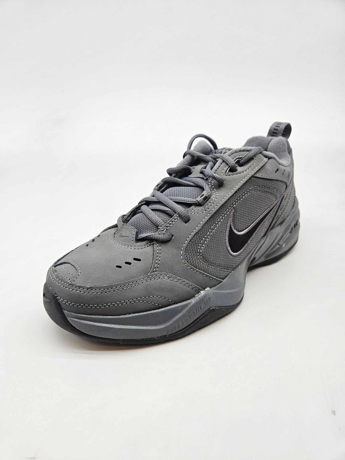 NIKE NOVI ORIGINAL PATIKI BR 42