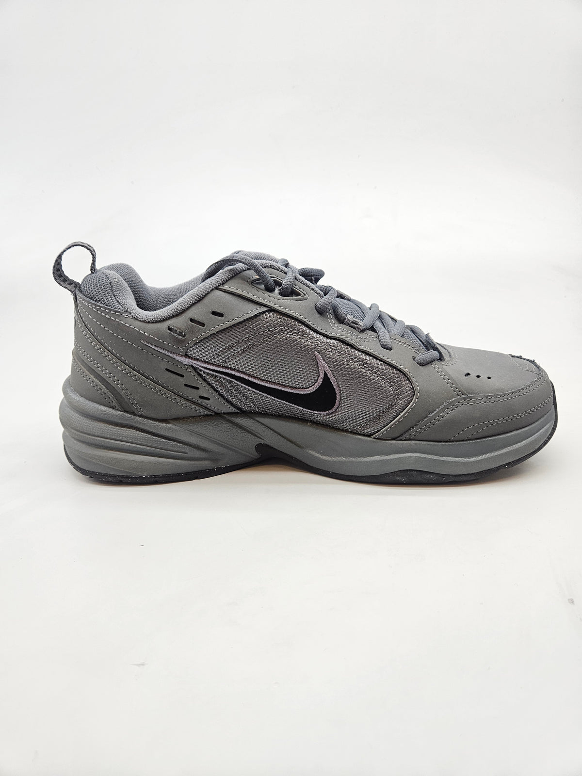 NIKE NOVI ORIGINAL PATIKI BR 42