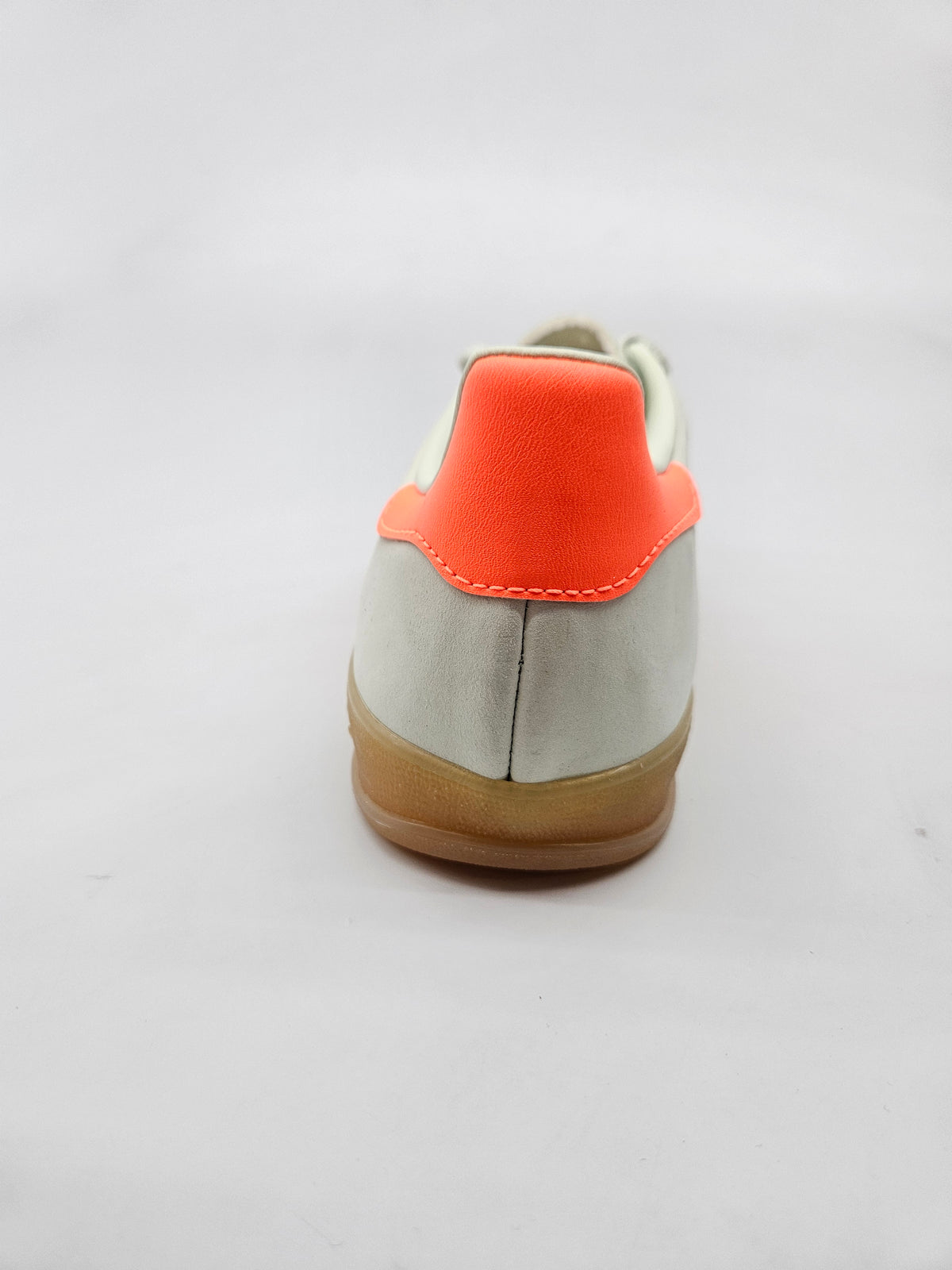 ADIDAS NOVI ORIGINAL PATIKI BR 39