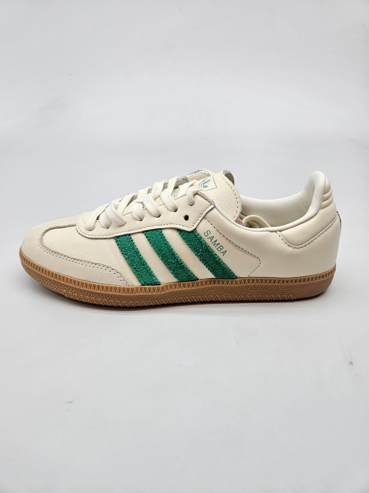 ADIDAS NOVI ORIGINAL PATIKI BR 39