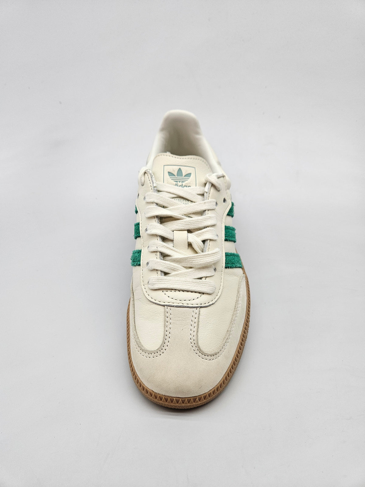 ADIDAS NOVI ORIGINAL PATIKI BR 39