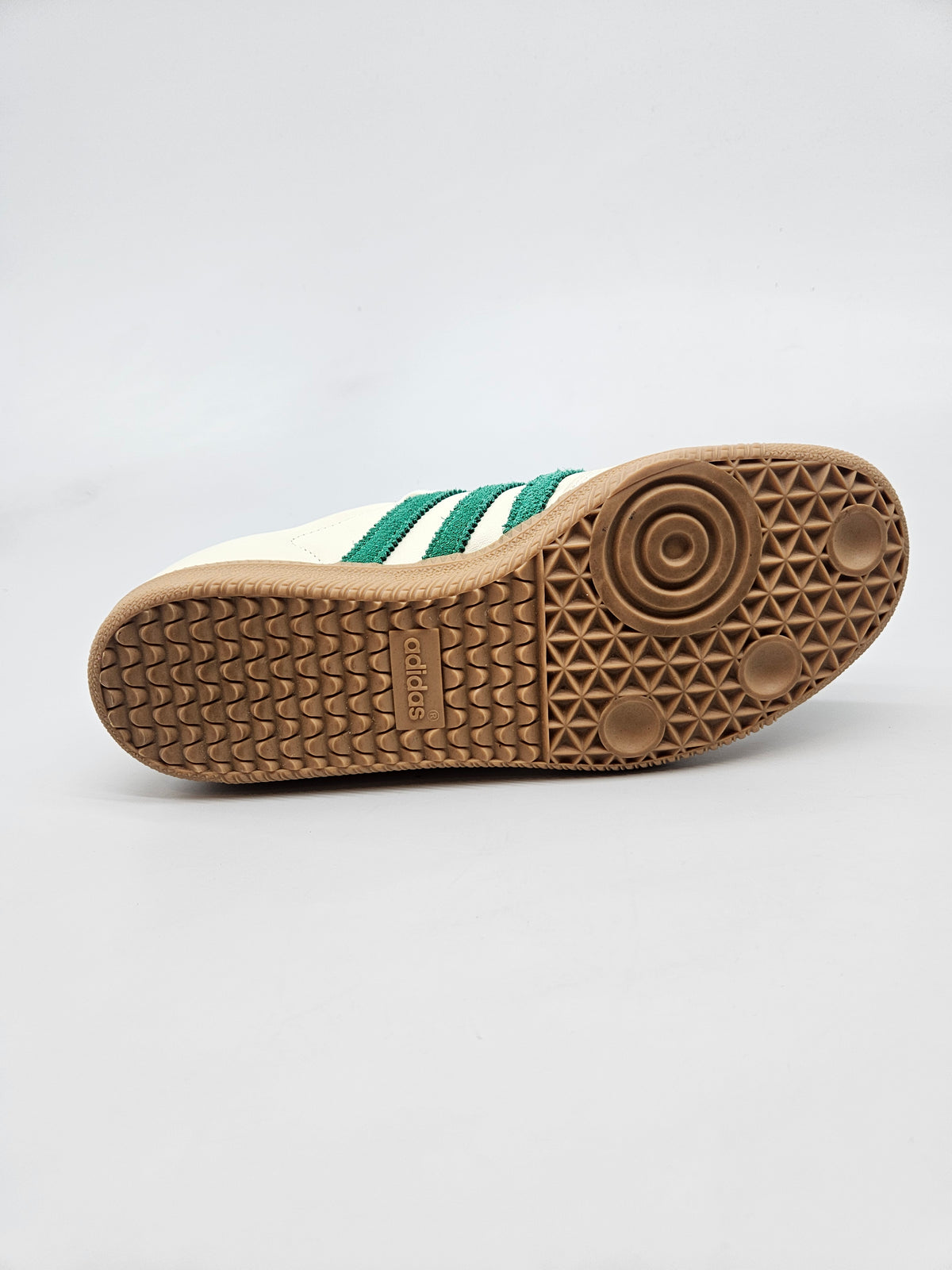 ADIDAS NOVI ORIGINAL PATIKI BR 39