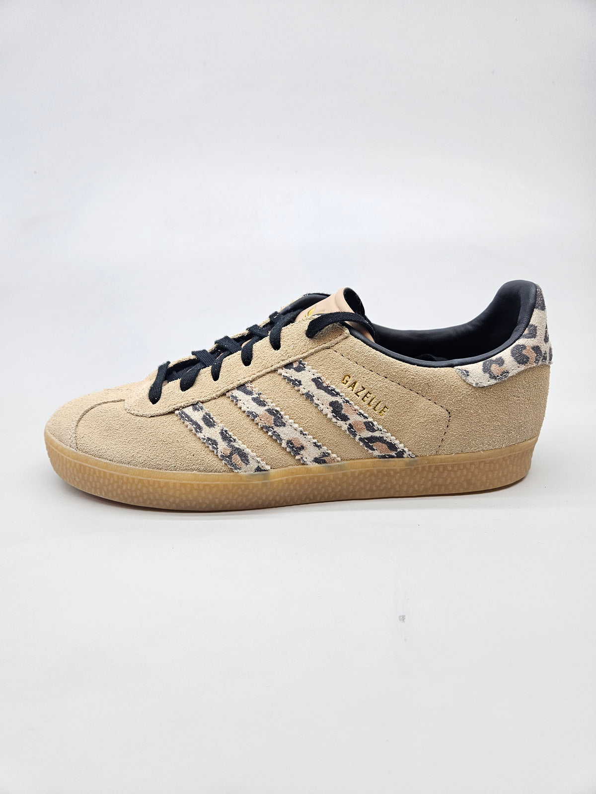 ADIDAS NOVI ORIGINAL PATIKI BR 38
