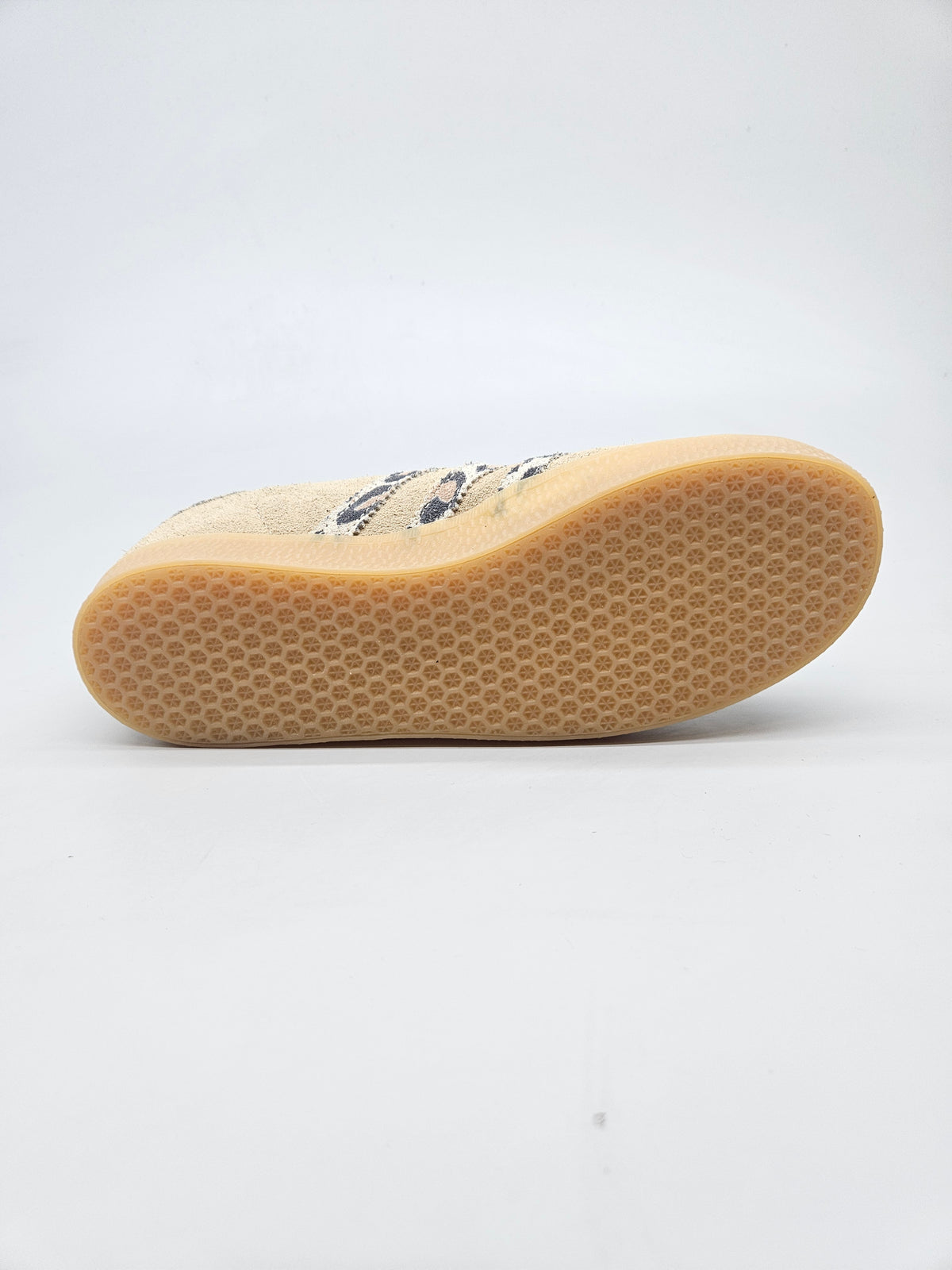 ADIDAS NOVI ORIGINAL PATIKI BR 38