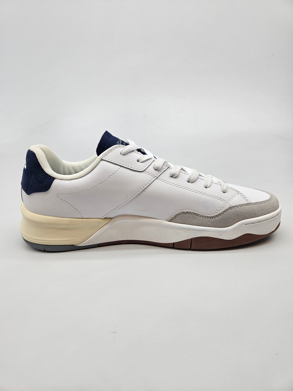 FILA NOVI ORIGINAL PATIKI BR 46