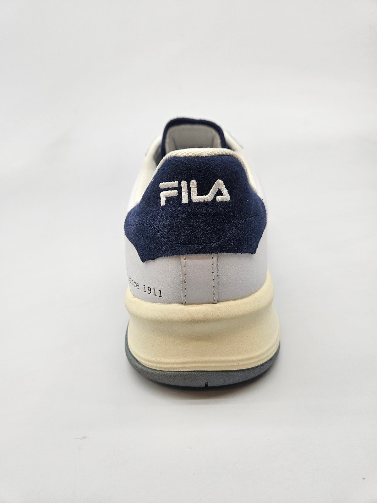 FILA NOVI ORIGINAL PATIKI BR 46