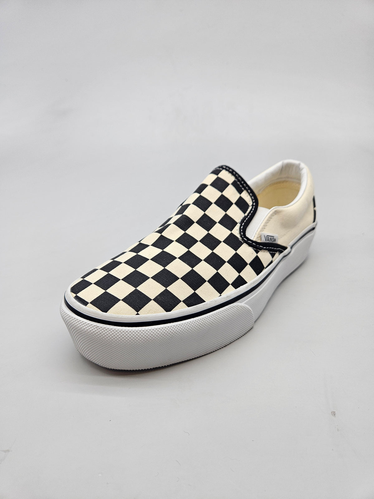 VANS NOVI ORIGINAL PATIKI BR 38.5