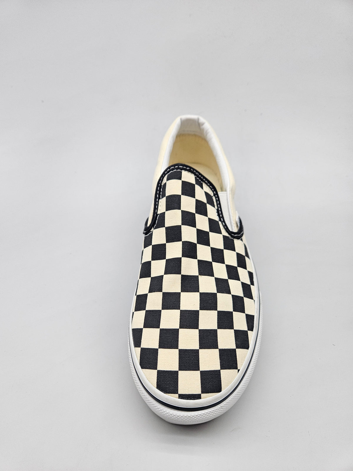 VANS NOVI ORIGINAL PATIKI BR 38.5