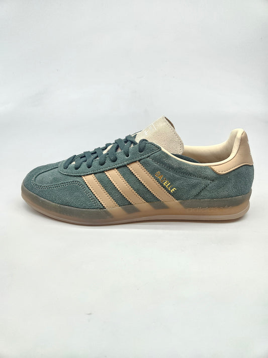 ADIDAS NOVI ORIGINAL PATIKI BR 44