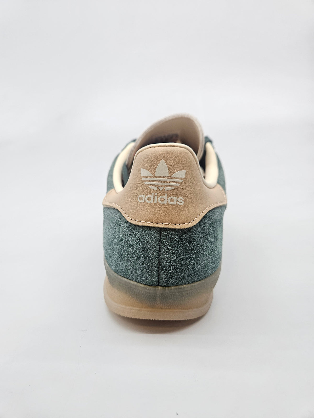 ADIDAS NOVI ORIGINAL PATIKI BR 44