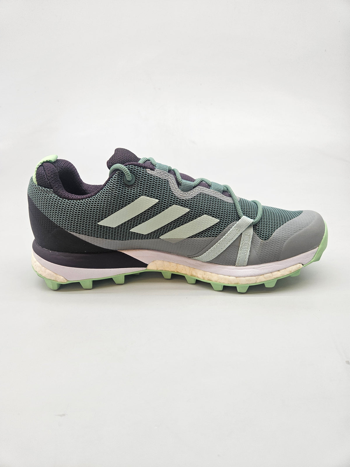 ADIDAS NOVI ORIGINAL PATIKI BR 39