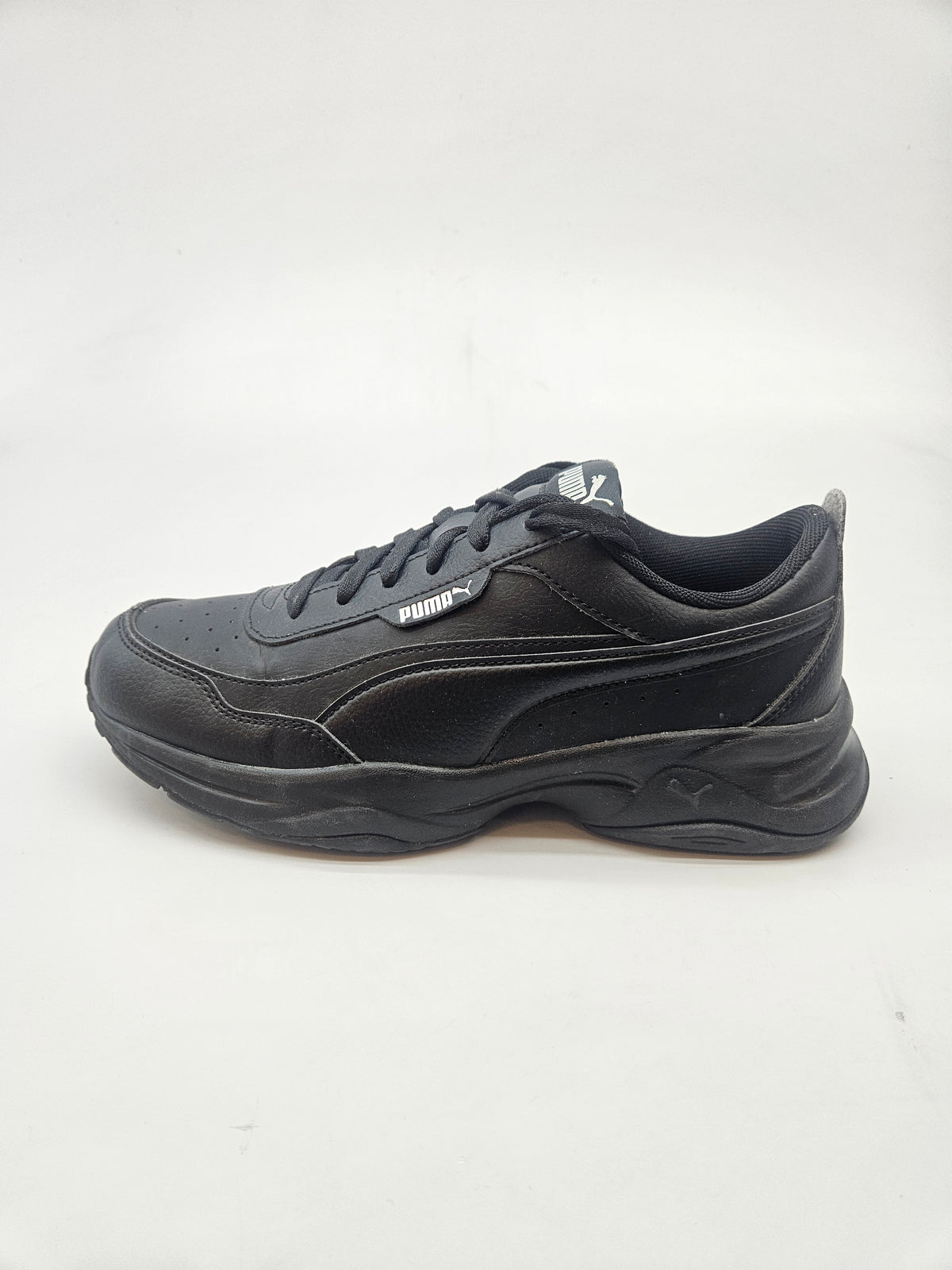 PUMA NOVI ORIGINAL PATIKI BR 38