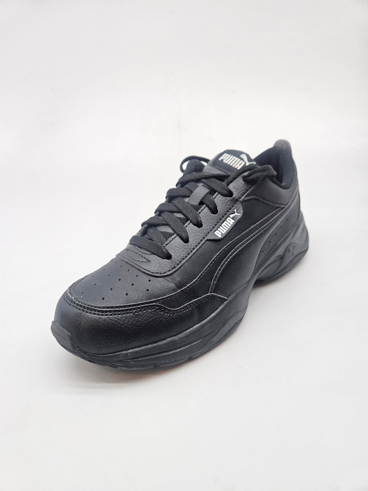 PUMA NOVI ORIGINAL PATIKI BR 38