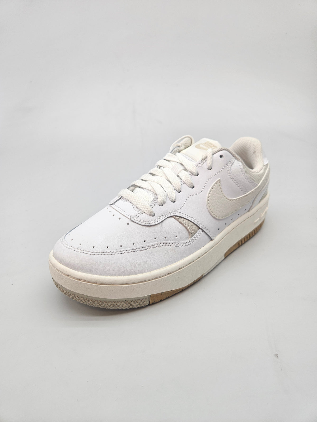 NIKE NOVI ORIGINAL PATIKI BR 38