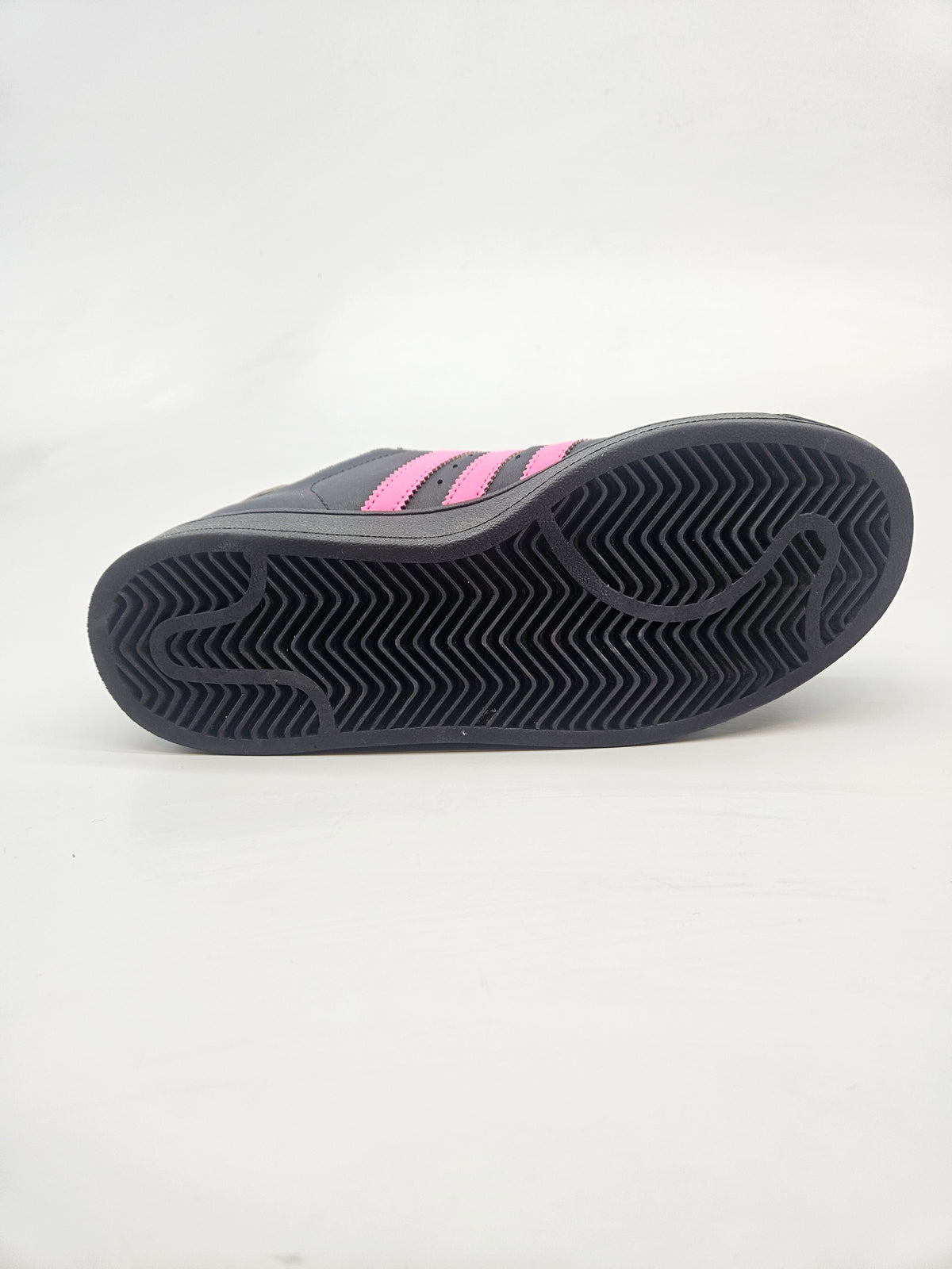 ADIDAS NOVI ORIGINAL PATIKI BR 38